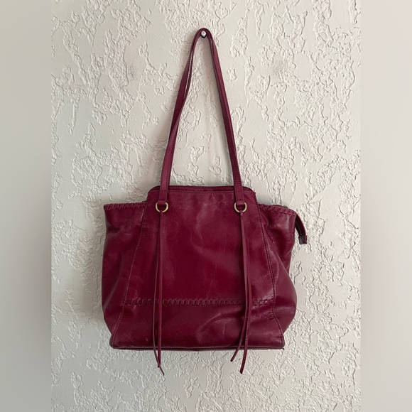 HOBO “PRAISE” Leather Tote Purse in Logan Berry - Picture 3 of 7